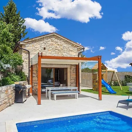 Holiday home Mathilda *