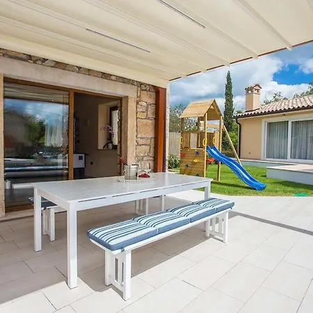 Mathilda Holiday home Milotski Breg